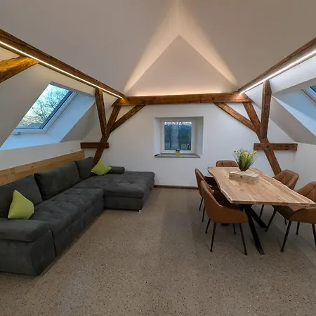 Urlaubsreiterhof Trunk Apartment *