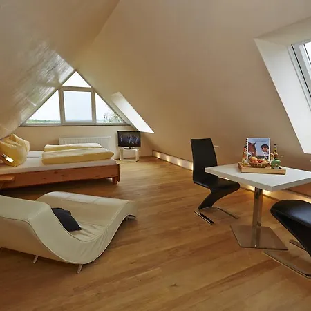 Urlaubsreiterhof Trunk Apartment Igersheim